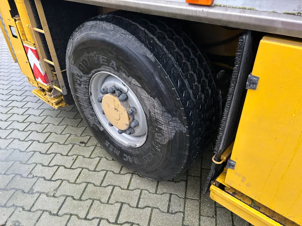 Hijskranen te koop en voor in koop. Kranen, onderdelen en toebehoren.