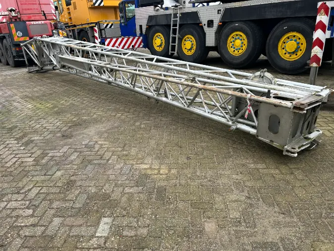 Hijskranen te koop en voor in koop. Kranen, onderdelen en toebehoren.