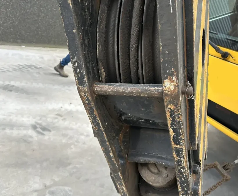Hijskranen te koop en voor in koop. Kranen, onderdelen en toebehoren.